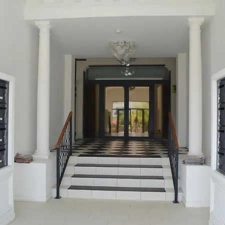 Studios Regina Mer Vue Golf *